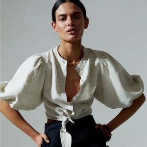 Lanhtropy Linen puff sleeve blouse